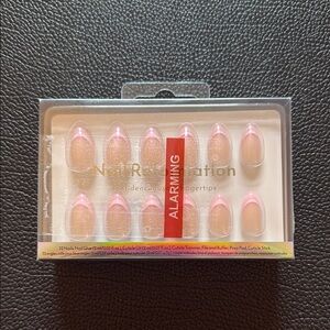 NailReformation Nude and Gold Press-On Nails